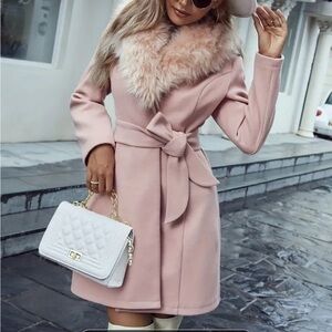 Pink dress overcoat with removable faux fur collar.